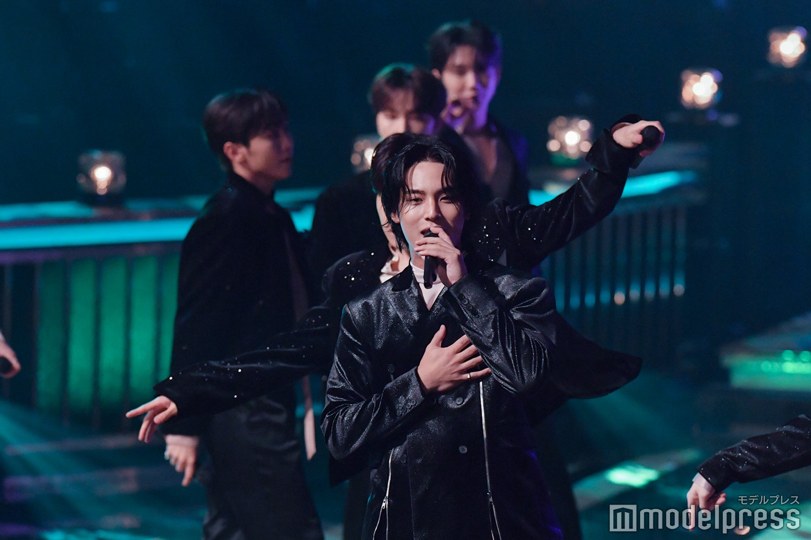 SEVENTEEN（C）モデルプレス