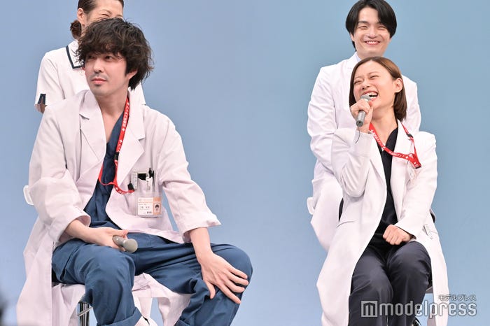 若葉竜也、杉咲花(C)モデルプレス