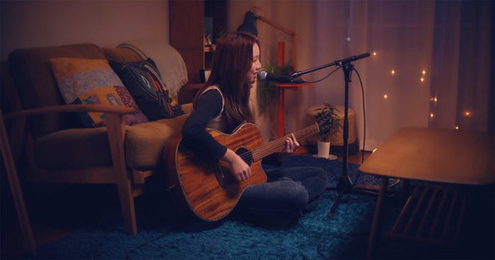 ふみの/「favorite song」アコースティックPVサムネイル