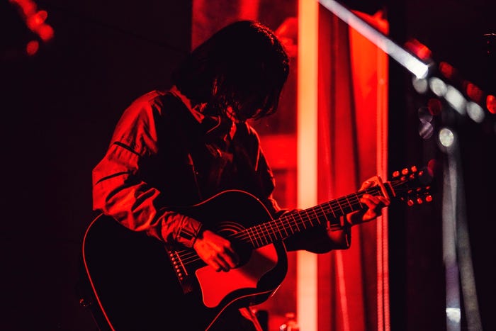 「菅田将暉 LIVE STREAMING VOL.2」より/撮影:上飯坂一