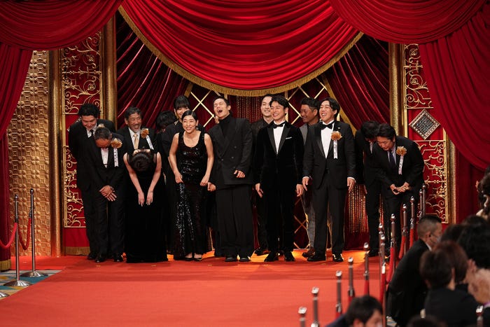 妻夫木聡ら(写真提供:東京写真記者協会)