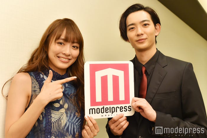 内田理央、竜星涼(C)モデルプレス