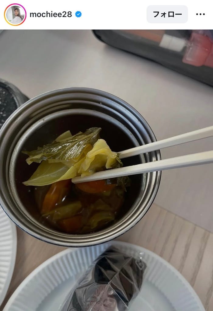 望月理恵アナInstagramより