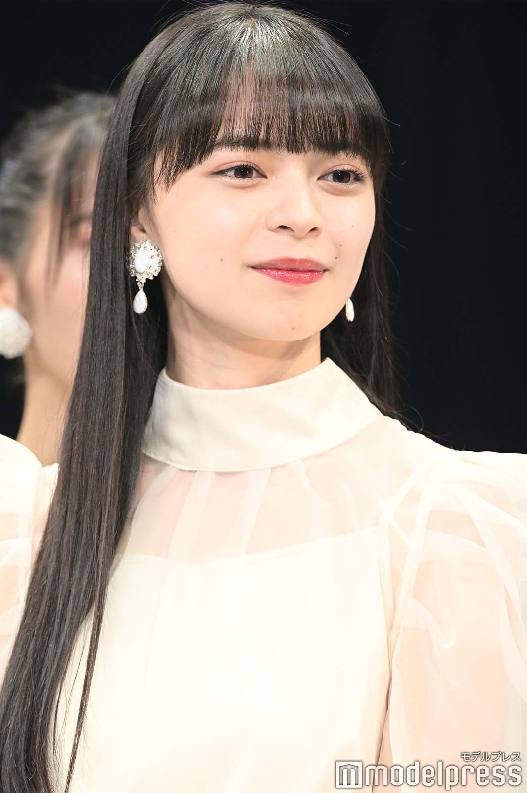 上國料萌衣（C）モデルプレス