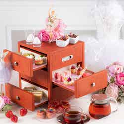 「ダンスwithバレリーナ」をテーマにしたアフタヌーンティーセットも登場/画像提供:ヒルトン大阪