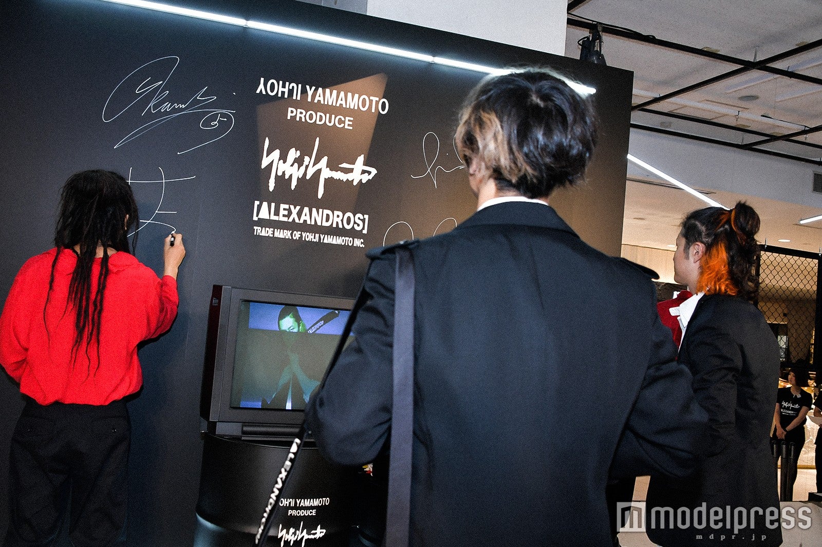 （C）モデルプレス