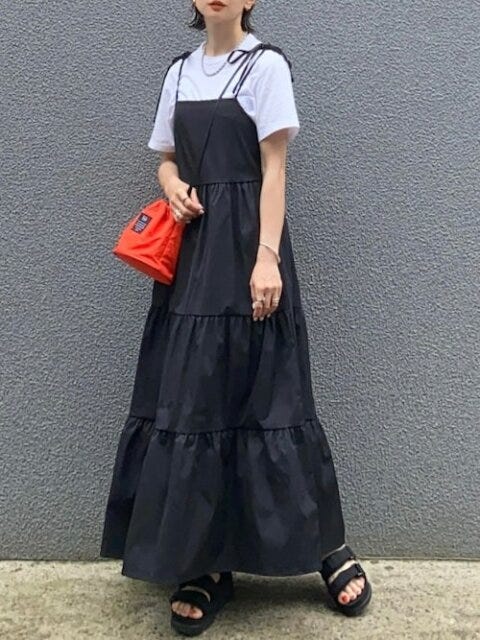 ロングワンピース　コーデ