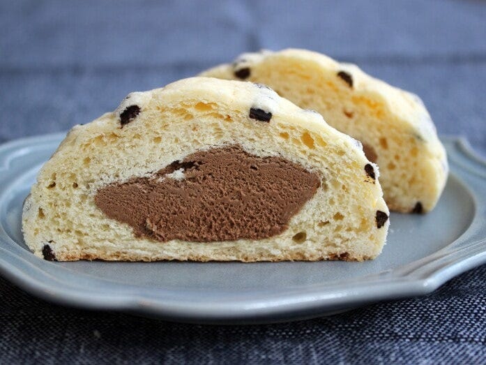 チョコホイップがたっぷり入っているのが嬉しい