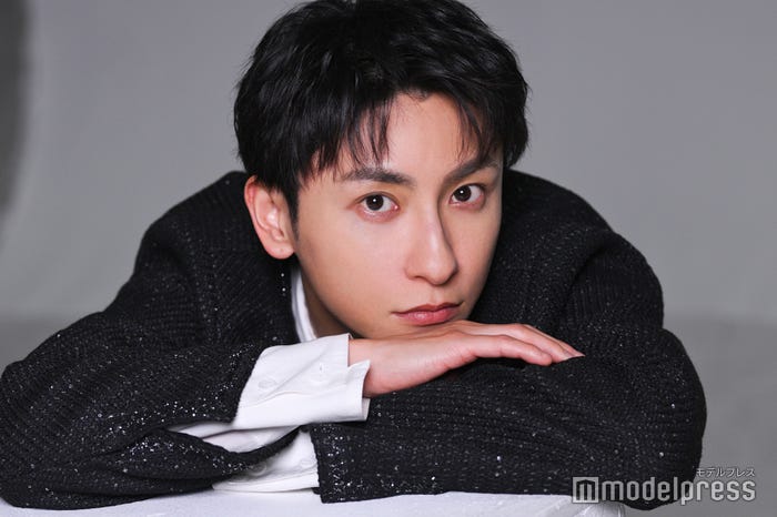 與真司郎(C)モデルプレス