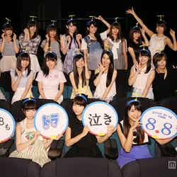 映画「STAND BY ME ドラえもん」のAKB48特別試写会の様子