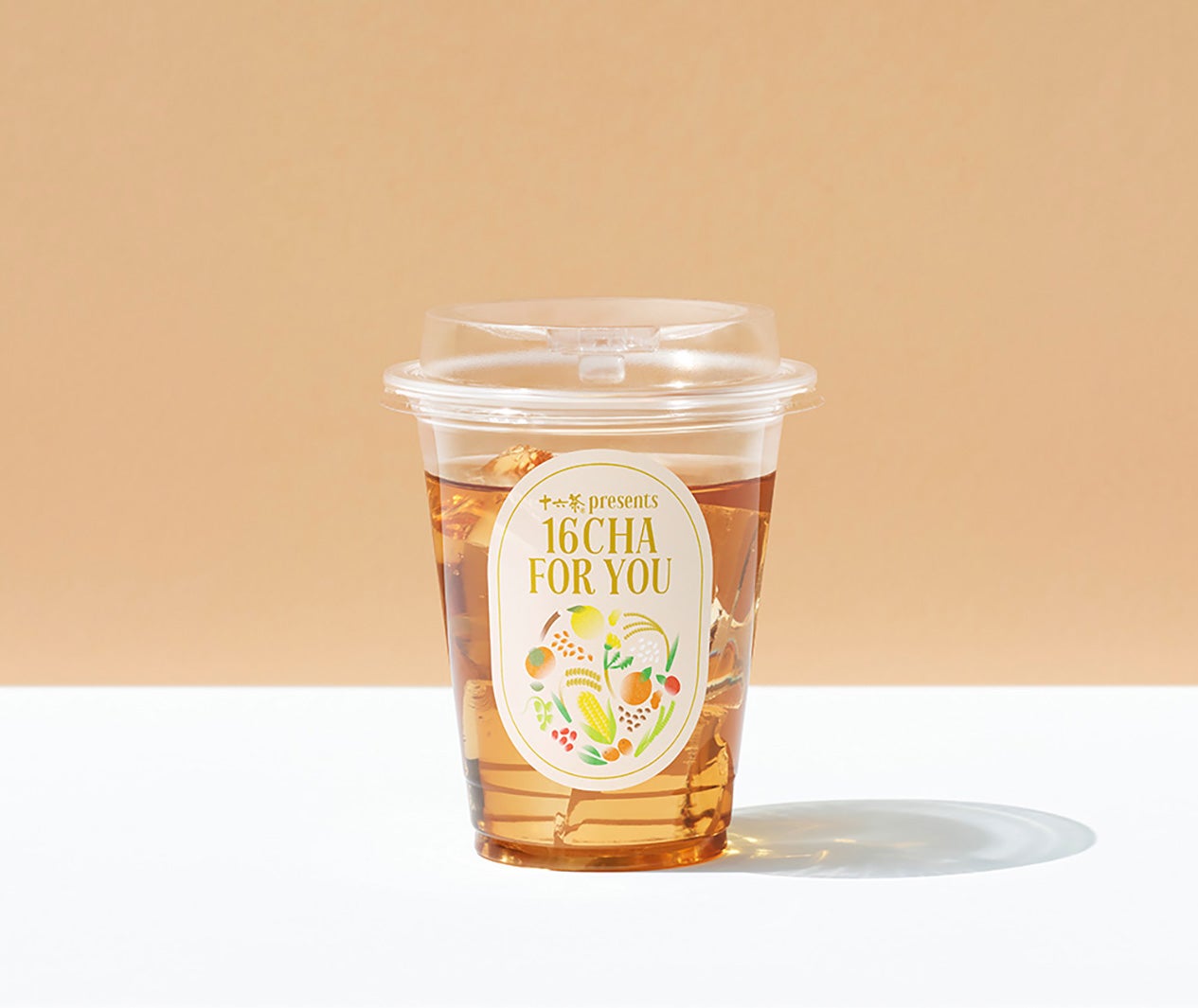 ポップアップショップ・十六茶 presents「16CHA FOR YOU」テイクアウト容器（提供写真）