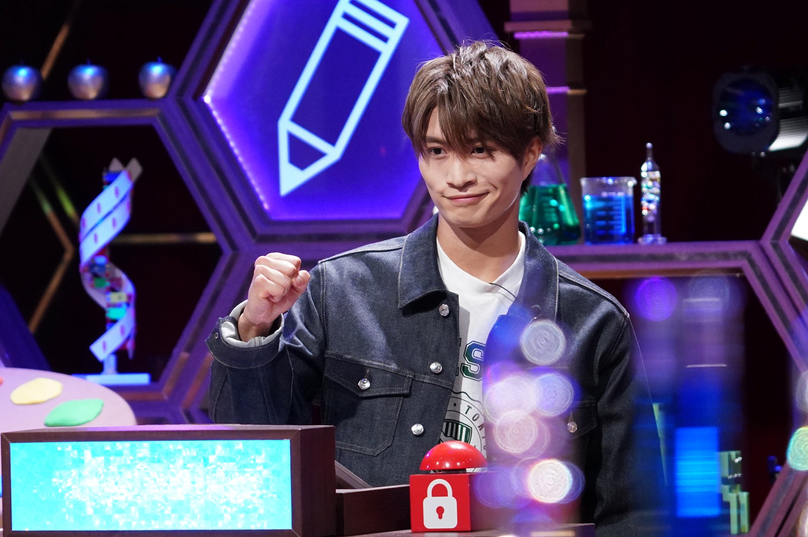 美 少年・那須雄登、“現役慶應大生”のプライドかけ真剣勝負「小学5年生より賢いの？」ジャニーズクイズ部から5人目の参戦