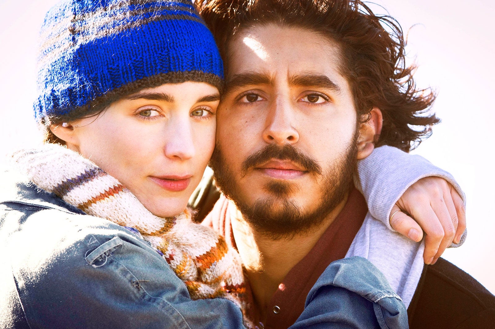 ルーニー・マーラ、デヴ・パテル （C）2016 Long Way Home Holdings Pty Ltd and Screen Australia