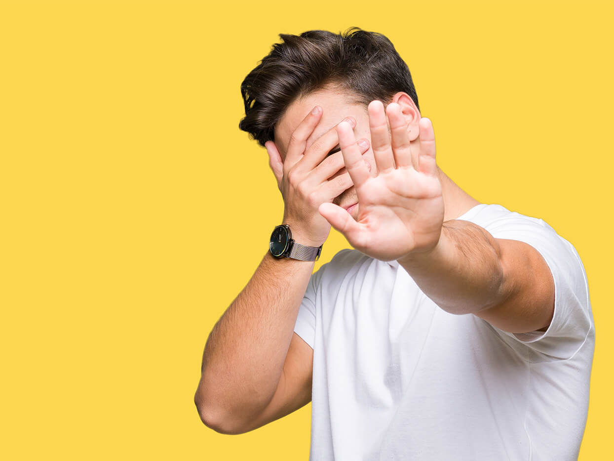 ドン引きなんだけど…男性が「彼女ヅラするなよ」と思う瞬間は？