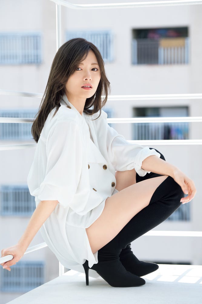 白石麻衣(C)小学館・週刊ビッグコミックスピリッツ