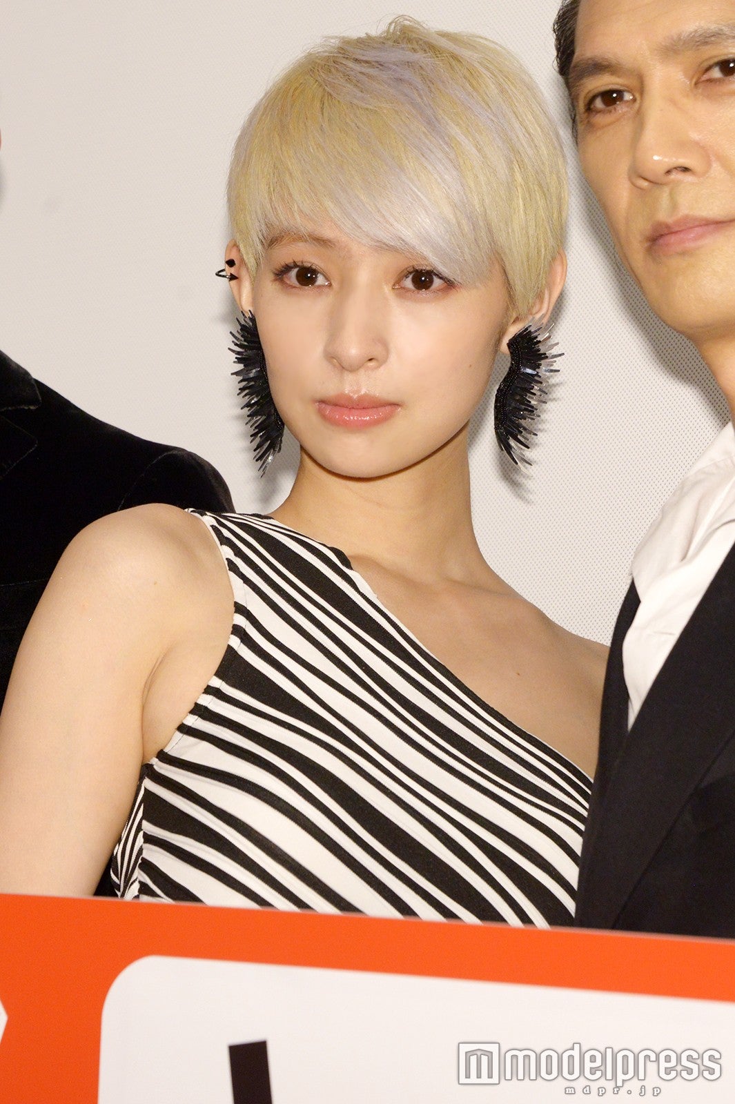 日南響子「バットでボコボコに」体当たり演技でアザだらけ