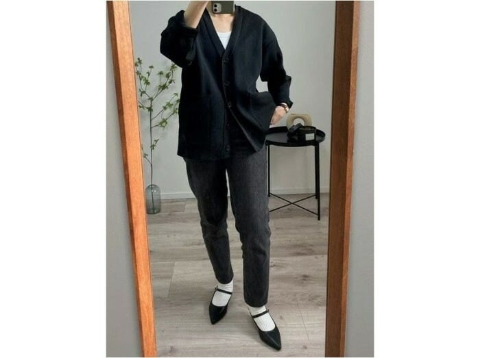 メリージェーンのシューズにソックスを合わせてもおしゃれな足元に　出典：WEAR