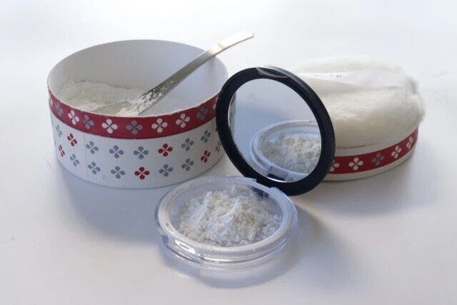 ダイソー ミラー付きパウダーケース パフ1Pセット ダイソー ミラー付きパウダーケース パフ1Pセット