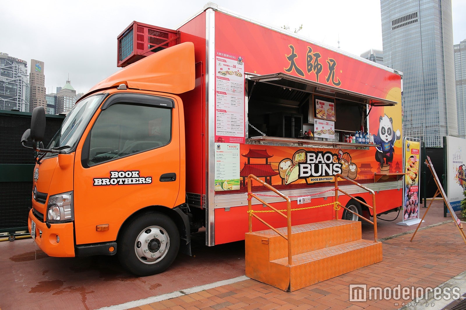 BOOK BROTHERS／フードトラック（C）モデルプレス