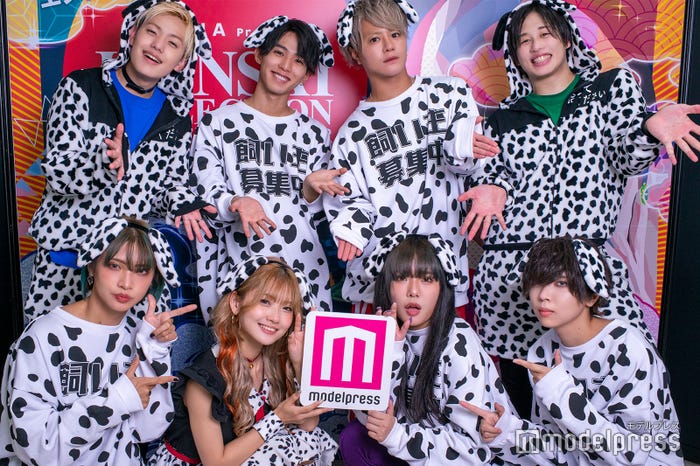48(フォーエイト)(左上から時計回りに)わかゔぁ、タロー社長、こたつ、アマリザ、音羽 ‐otoha‐、永ennのアリス、あみか、ゑむ氏。(C)モデルプレス