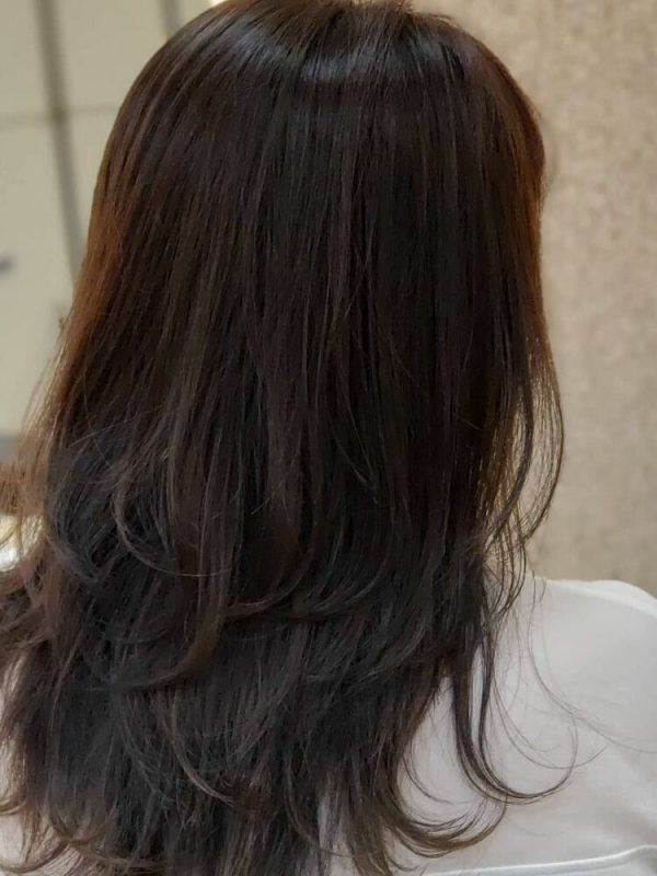 大人気 ウルフカット ロング のヘアスタイル特集 アレンジ方法もご紹介 モデルプレス 大人気 ウルフカット ロング のヘアスタイル特集 アレンジ方法もご紹介 モデルプレス