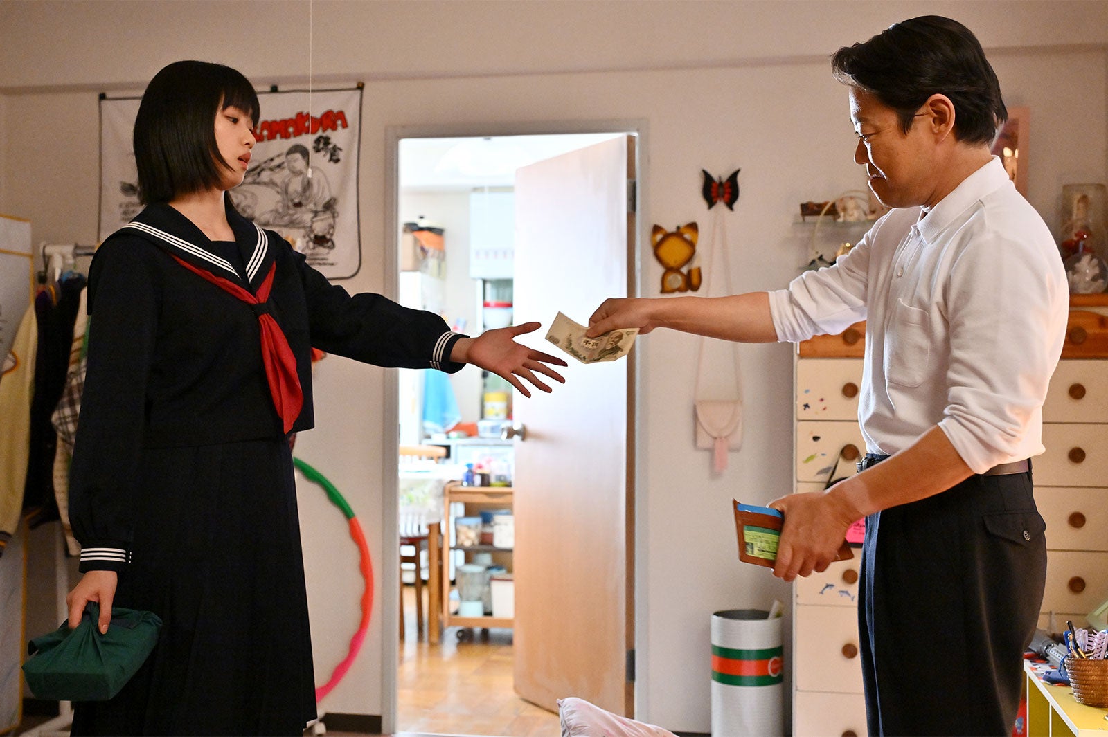 河合優実、阿部サダヲ（C）「不適切にもほどがある！」最終話より