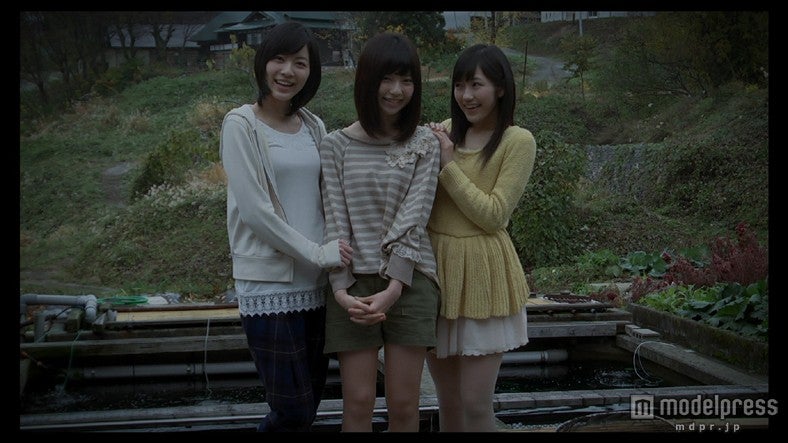 AKB48の新曲「So long！」ミュージックビデオより（C）AKS