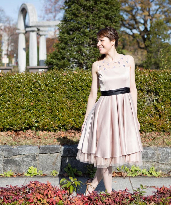 チュール切り替えリボンベルト付きドレス「VANILLA　CoUTURE」49,000円（税抜）／画像提供：DOUBLE STANDARD CLOTHING Night 