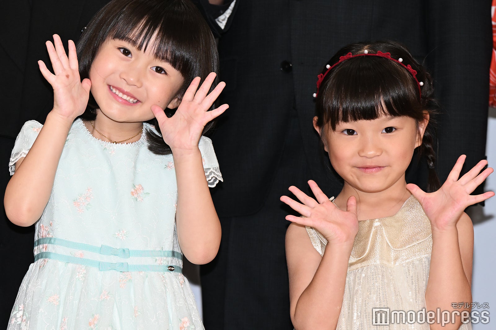 西山瑞桜、村方乃々佳（C）モデルプレス