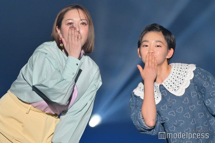 村重杏奈、村山輝星(C)モデルプレス