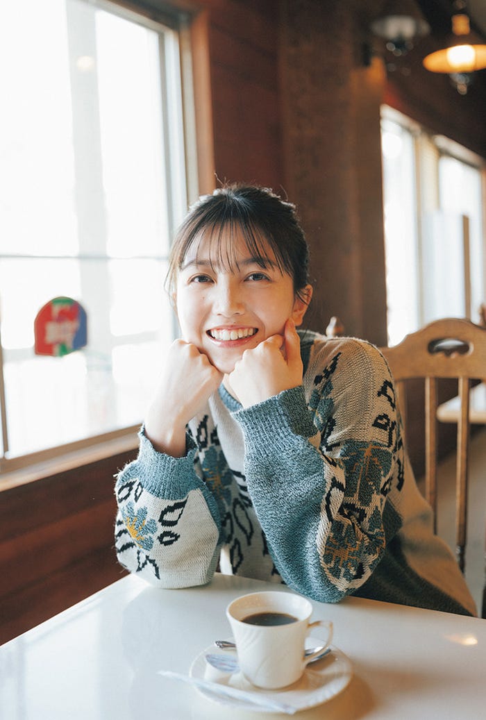 久保史緒里「B.L.T.2023年3月号」セブンネットショッピング購入特典ポストカードA(提供写真)