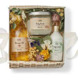 『SABON l’Atelier SPA Opening Special Kit』 35,750円(税込)※SPA Ticket付き/画像提供:SABON Japan