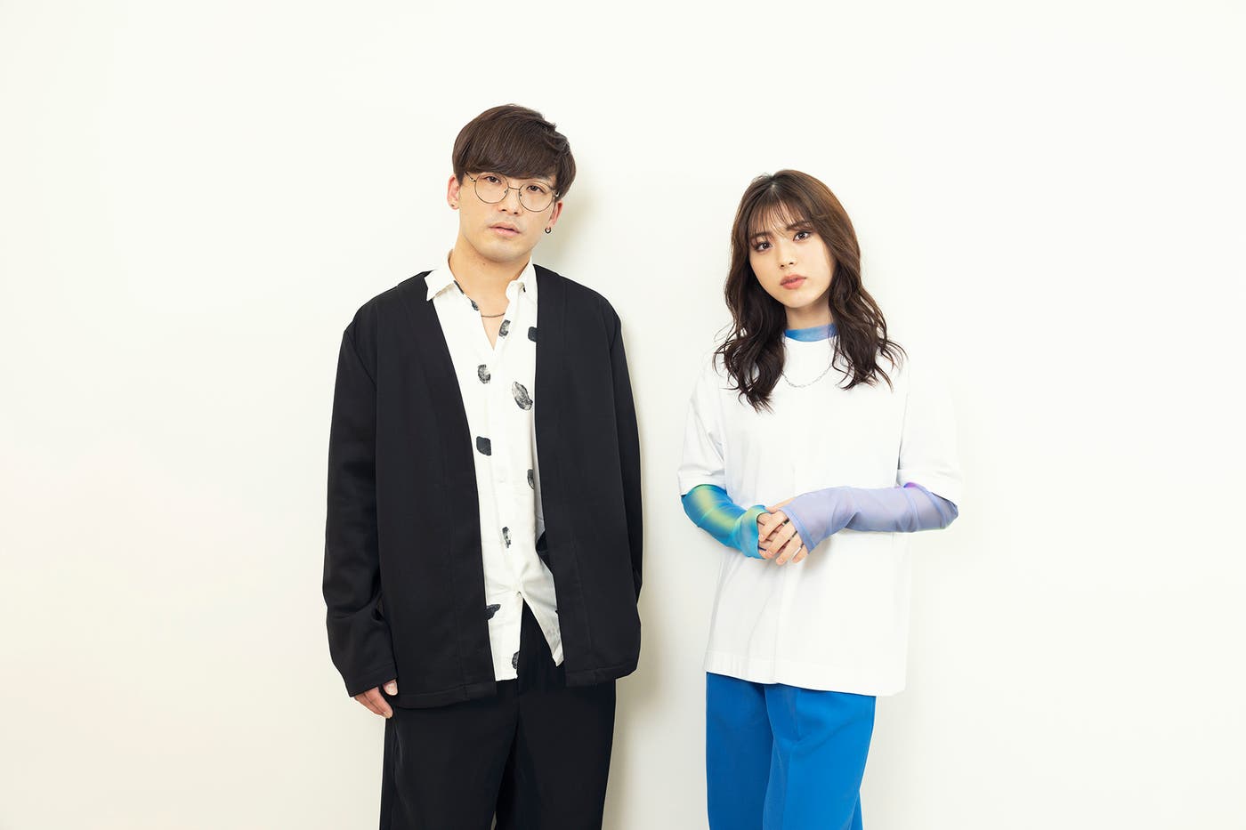 (左から)SNARE COVER、井手上漠(C)モデルプレス