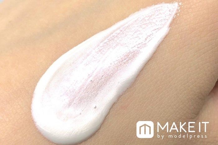 M A C ストロボクリーム全5色塗り比べ 発光美肌を体験 モデルプレス