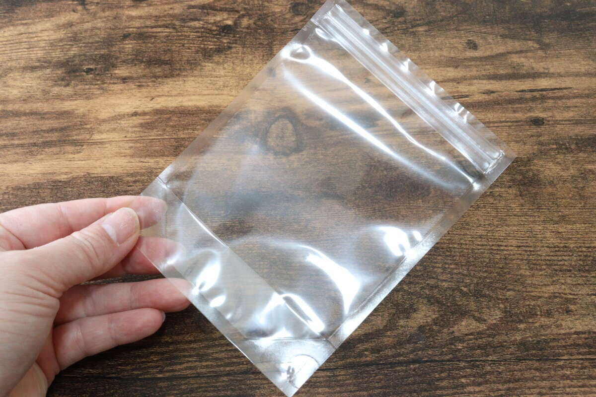 大葉のジッパー袋　3枚入り　形状