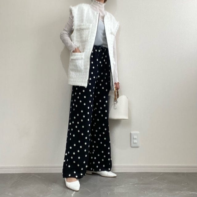 GU ドット パンツ コーデ GU ドット パンツ コーデ ベスト