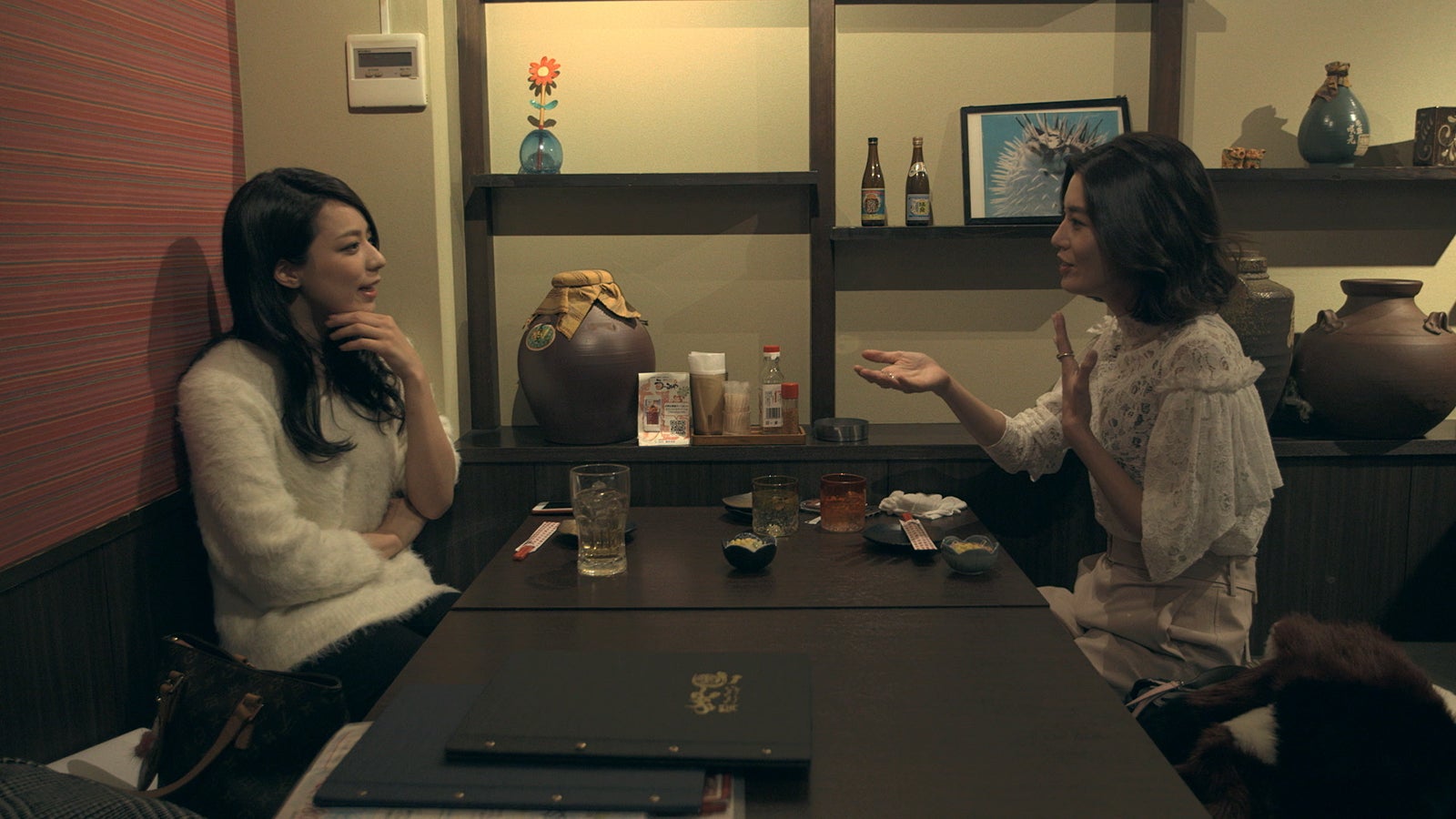 麻由、聖南「TERRACE HOUSE OPENING NEW DOORS」17th WEEK（C）フジテレビ／イースト・エンタテインメント