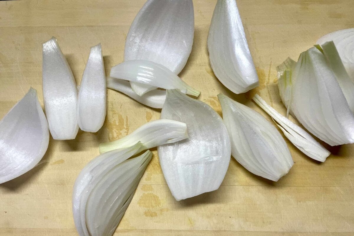 新玉ねぎのカレー炒め