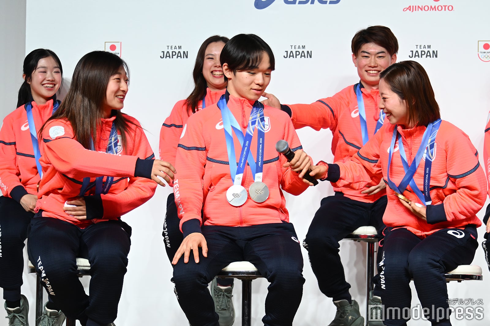 終始和気あいあいとしていたフィギュアスケート日本代表選手ら（C）モデルプレス