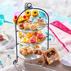 イートイン/通常席1名3,850円/ソファ席(乾杯用ウェルカムドリンク付)1名4,000円/画像提供:ベストブライダル