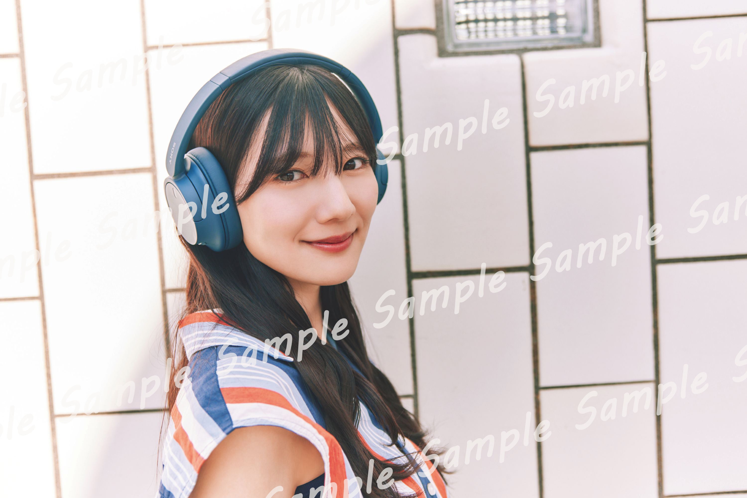 河田陽菜2nd写真集「テイクオフ」未来屋書店・アシーネポストカード 撮影／SAKAI DE JUN