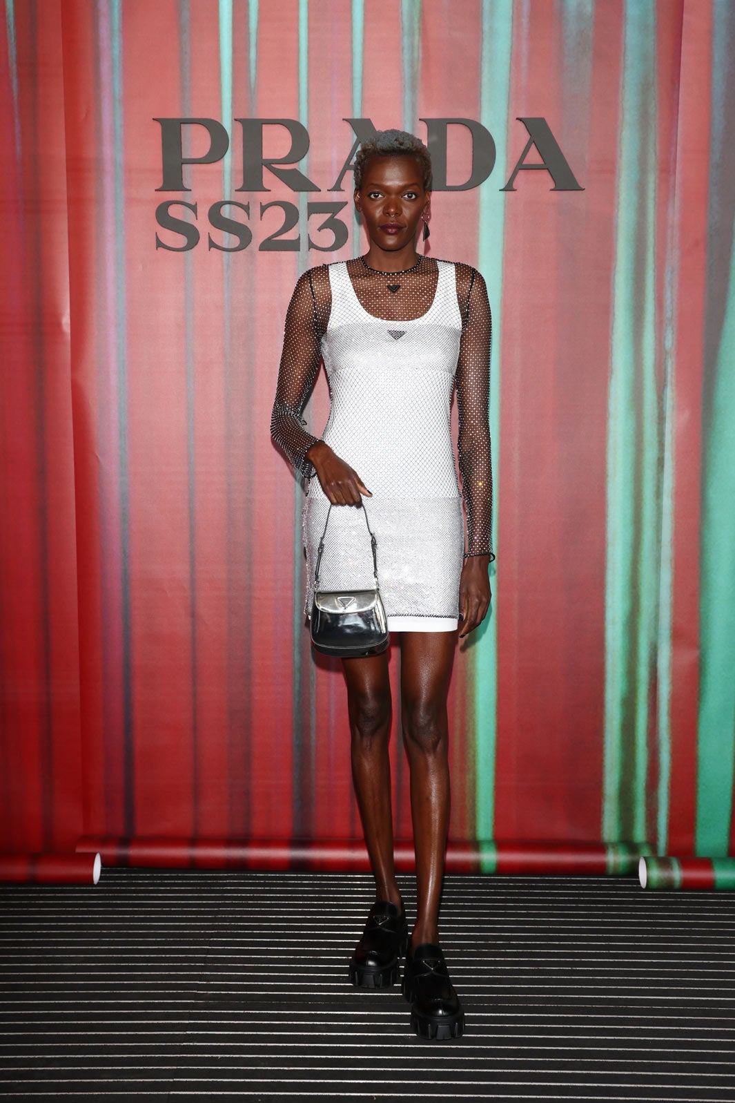 「TOUCH OF CRUDE」より（提供写真）