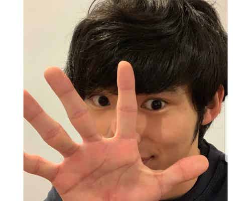 岡田健史“意味深投稿”が話題に「何かのヒント?」憶測広がる