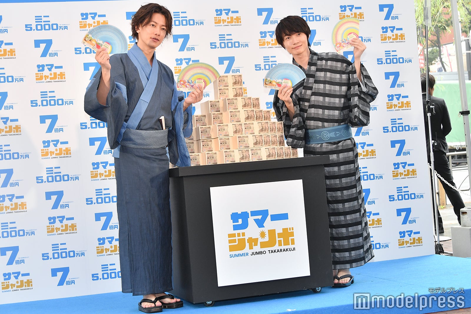 佐藤健、神木隆之介（C）モデルプレス