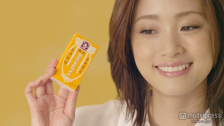 上戸彩／森永ミルクキャラメル新CM「100年ずっと」篇