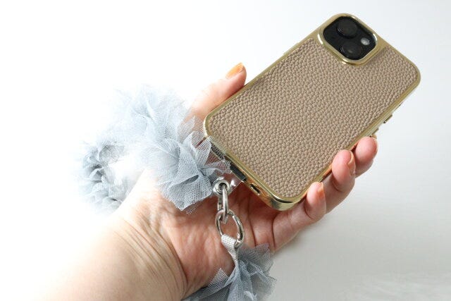 ハンドストラップ（チュール、シート付き）　使用例