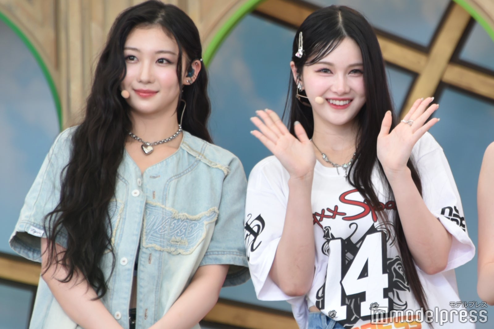 カエデ、マユ／tripleS（C）モデルプレス