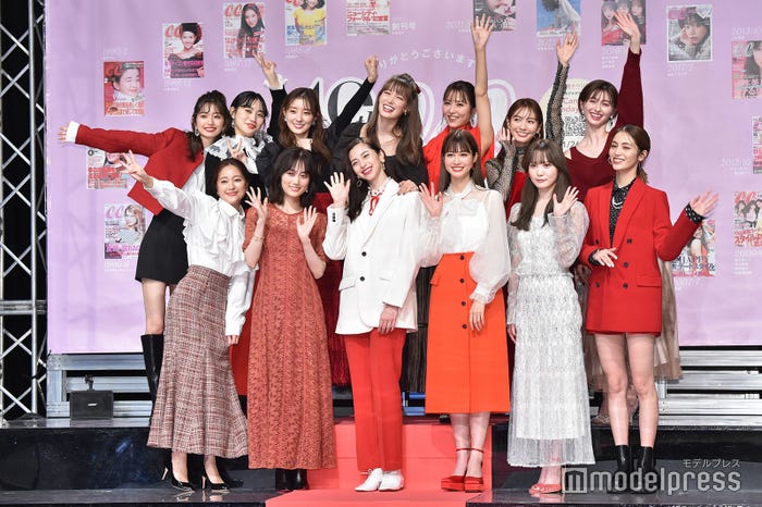 (前列左より)まい、山下美月、中条あやみ、生見愛瑠、加藤史帆、楓(後列左より)小室安未、佐々木莉佳子、宮本茉由、トラウデン直美、石川恋、ほのか、菜波(C)モデルプレス