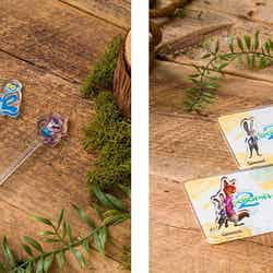 アクリルマドラー(ランダム6種)税込990円、アクリルスタンドコースター(ランダム5種)税込1,100円(C)Disney