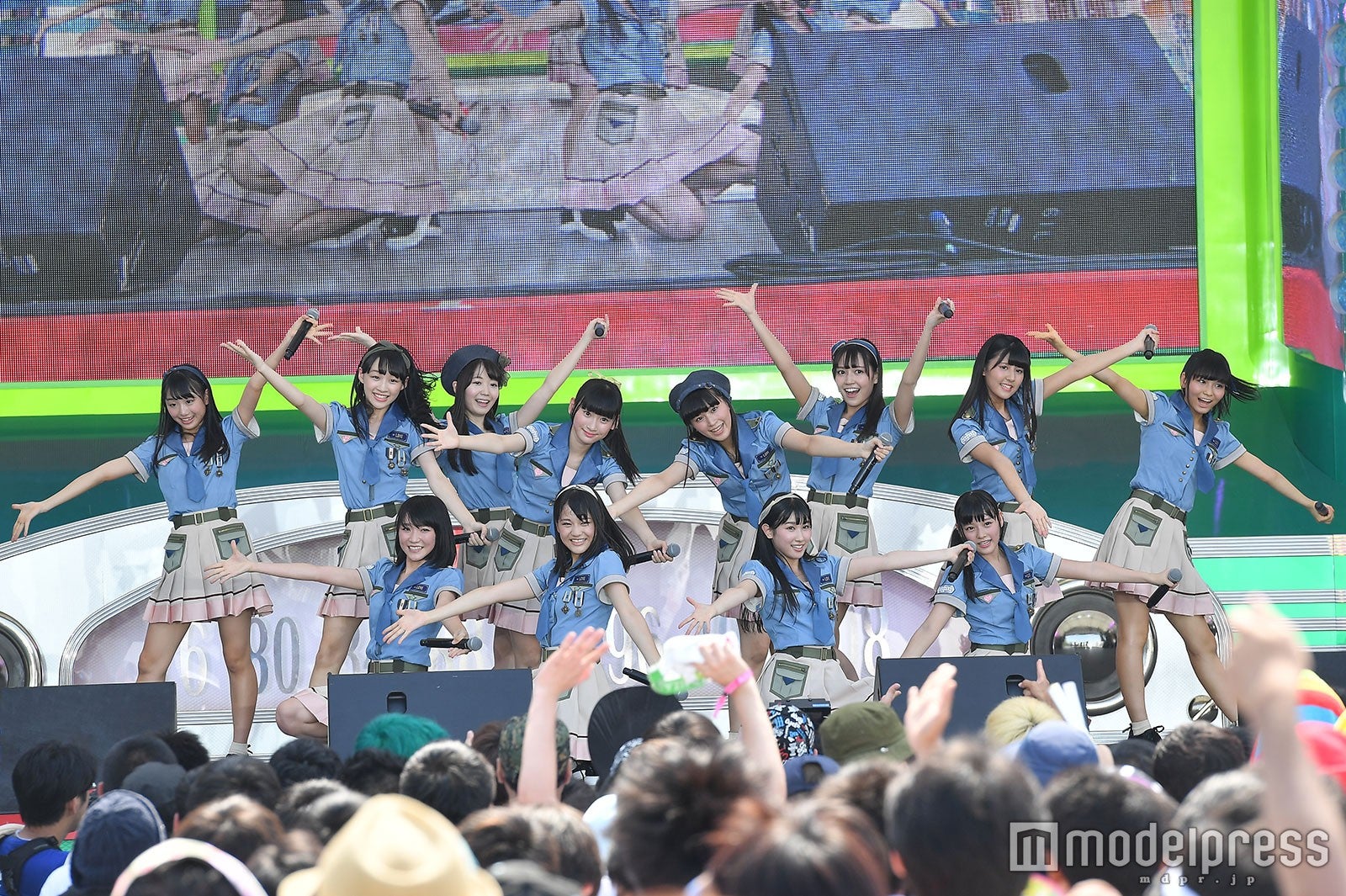 ＝LOVE（C）モデルプレス